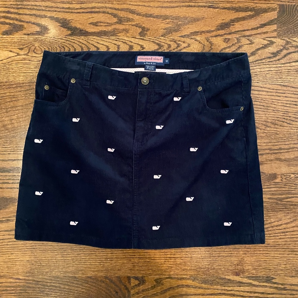 Vineyard Vine Corduroy Skirt with pink whales